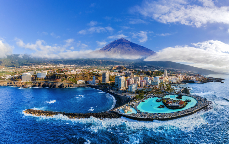 Puerto de la Cruz vor dem Teide