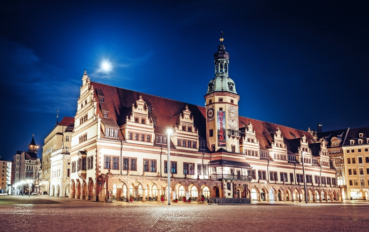 Altes Rathaus in Leipzig bei Nacht